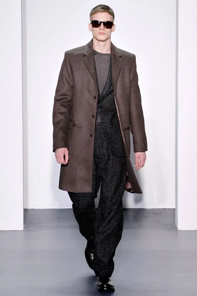 Look 7
